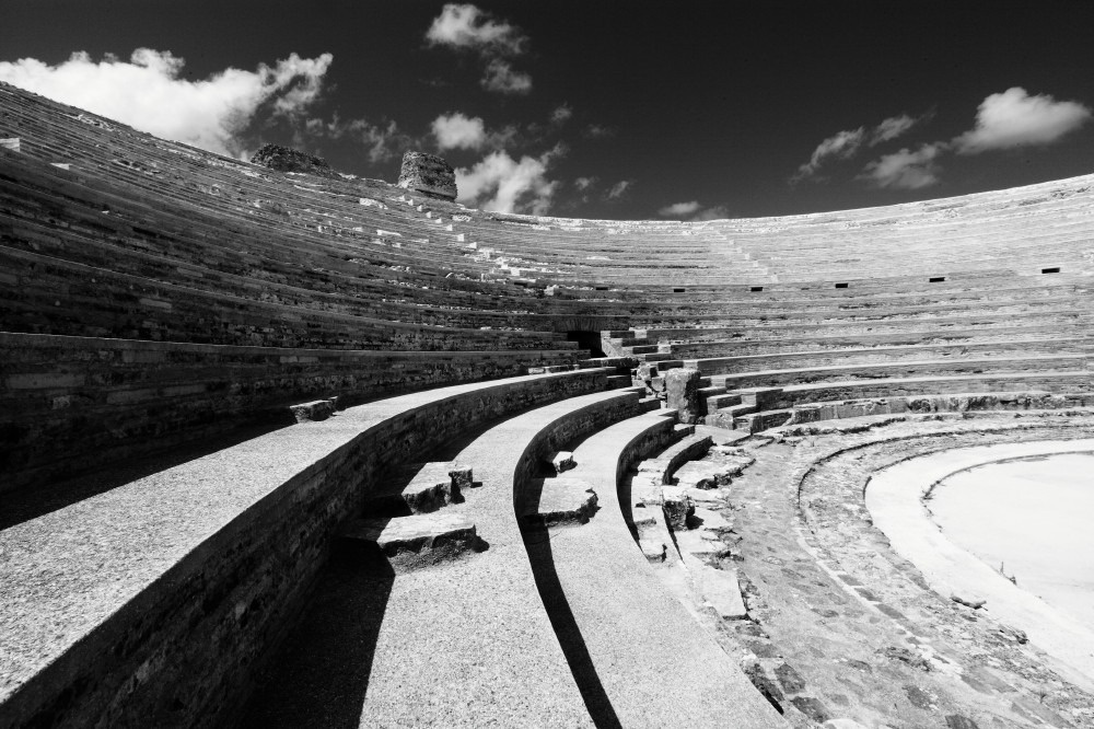 Nikopolis, odeon